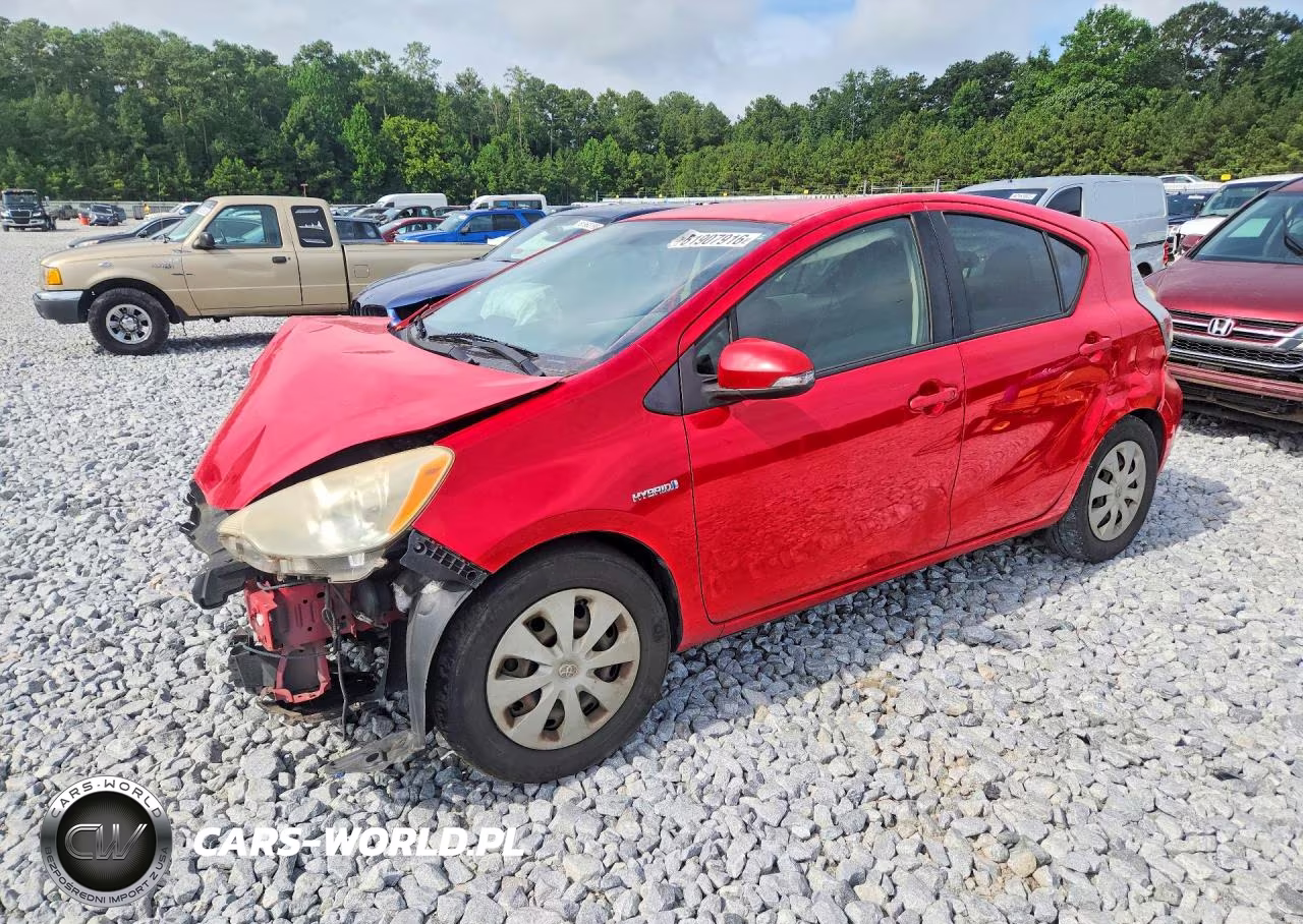 2013 Toyota Prius C Two – zdjęcie 1 z 13
