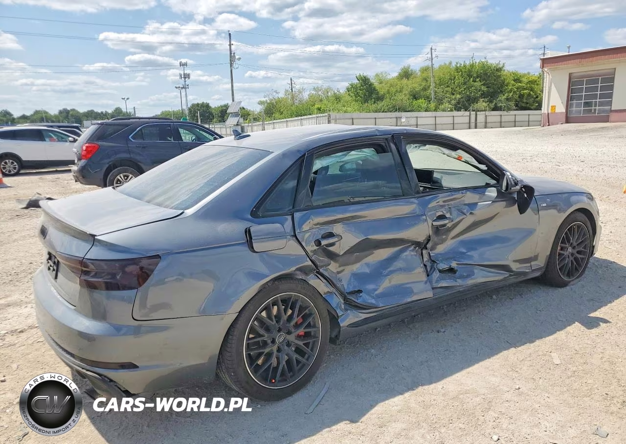 2018 Audi A4 Premium Plus VIN:WAUENAF43JN019408 - 3