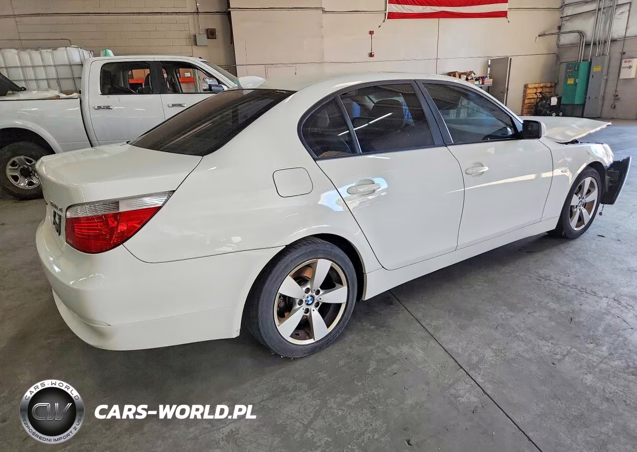 2006 BMW 530 Xi VIN:WBANF73576CG67529 - 3