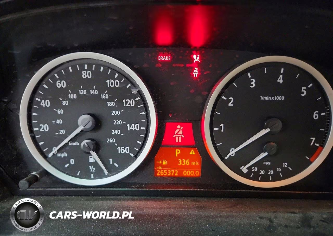 2006 BMW 530 Xi VIN:WBANF73576CG67529 - 9