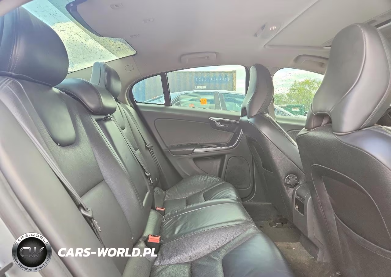 2013 Volvo S60 T5 VIN:YV1612FH3D1220646 - 10