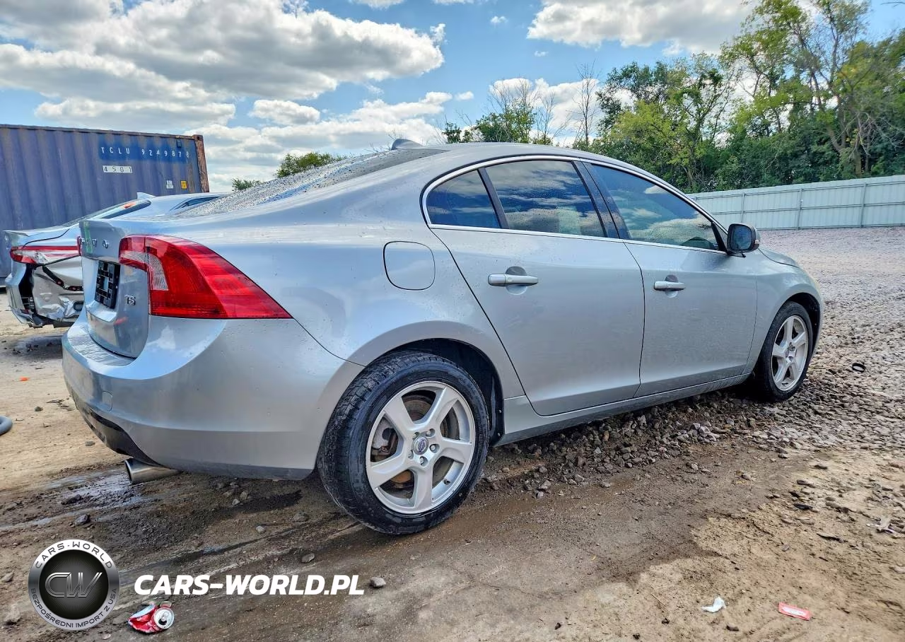 2013 Volvo S60 T5 VIN:YV1612FH3D1220646 - 3