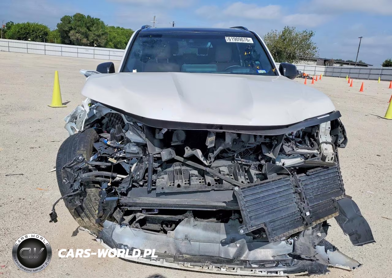 2022 Lexus Lx 600 Luxury VIN:JTJGB7CX0N4013063 - 5