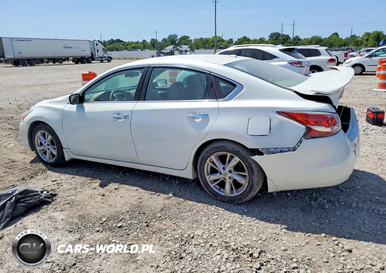 2015 Nissan Altima VIN:1N4AL3AP4FC221204 - 2