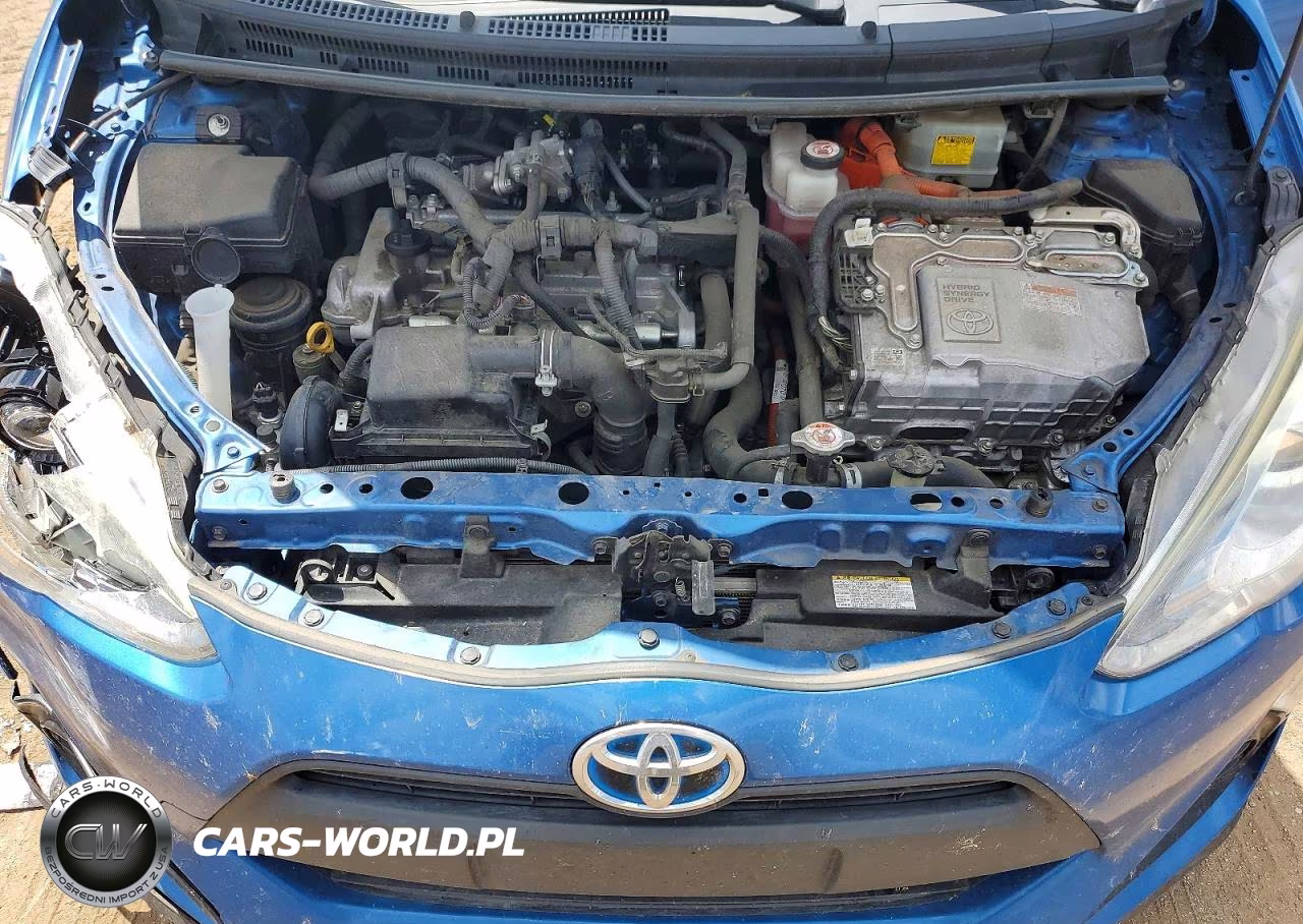 2017 Toyota Prius C Two VIN:JTDKDTB33H1595583 - 11