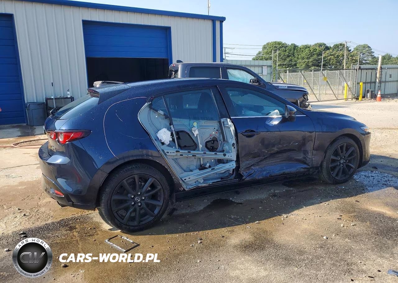 2024 Mazda 3 Select Sport VIN:JM1BPAKM8R1722172 - 3