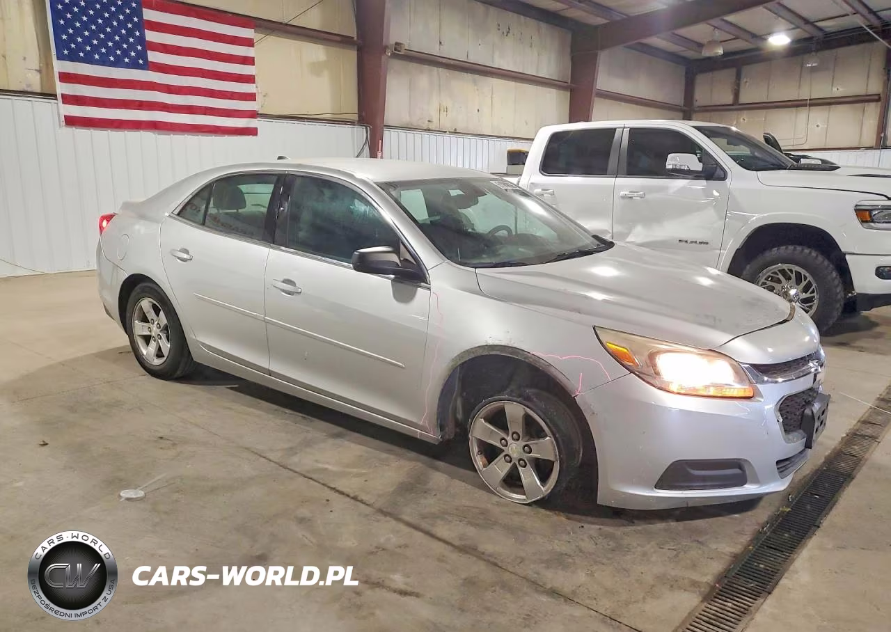 2014 Chevrolet Malibu Ls VIN:1G11B5SL7EF214919 - 4