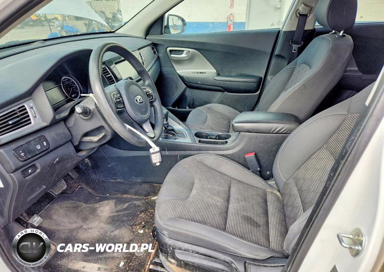 2019 Kia Niro Lx VIN:KNDCB3LC7K5252297 - 7