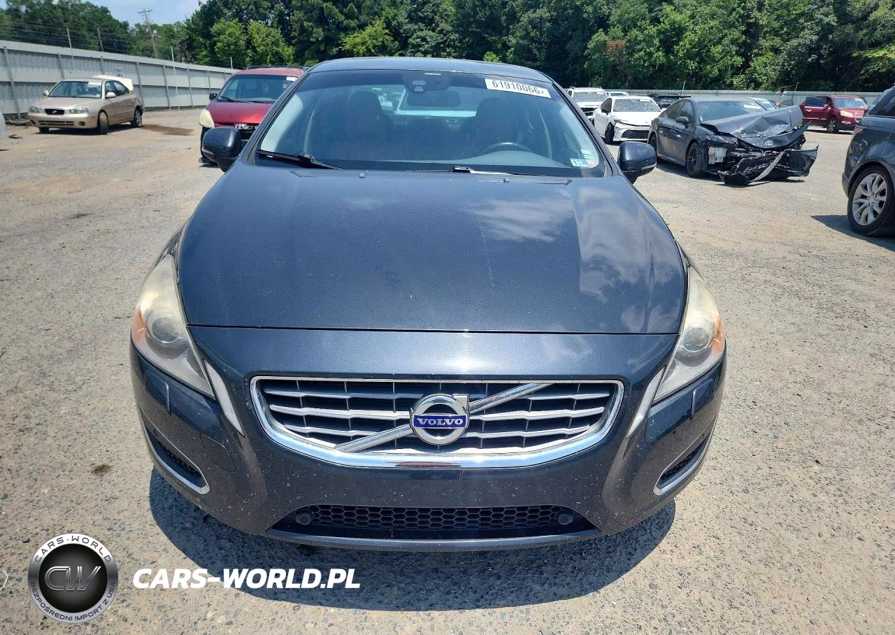 2013 Volvo S60 T5 VIN:YV1612FH7D2189105 - 5