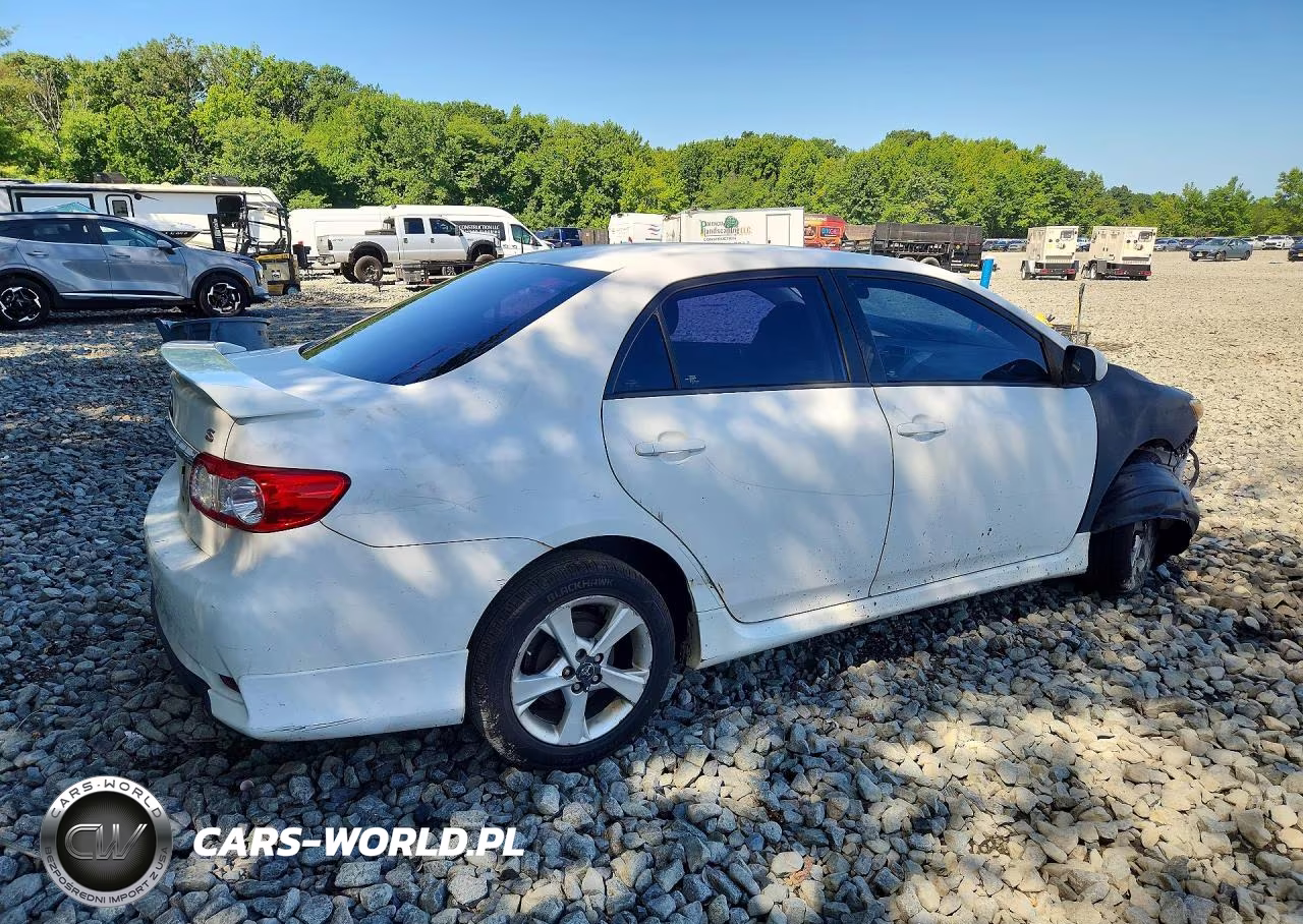 2012 Toyota Corolla S VIN:2T1BU4EE9CC814814 - 3