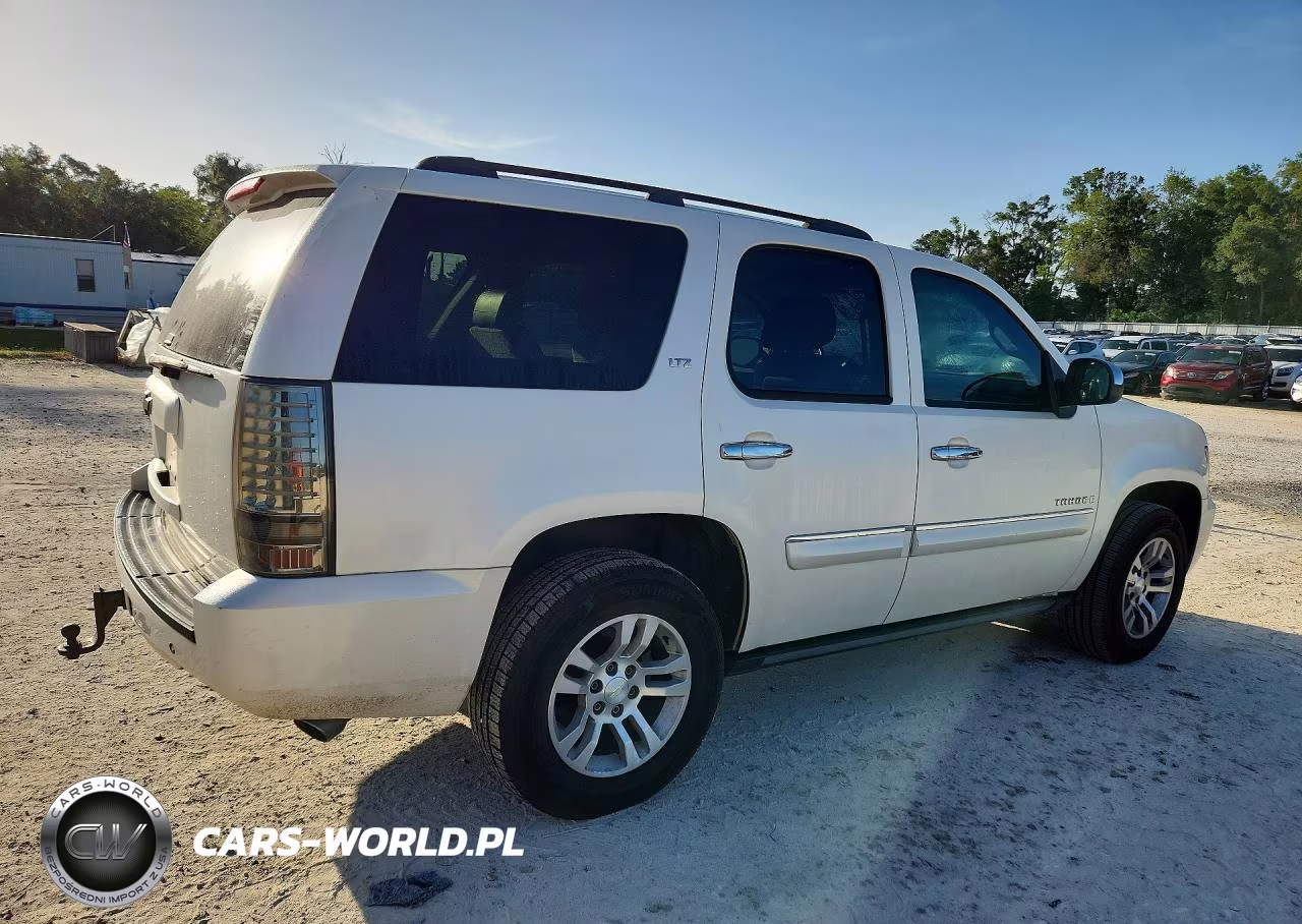2008 Chevrolet Tahoe C1500 VIN:1GNFC13J48R197023 - 3