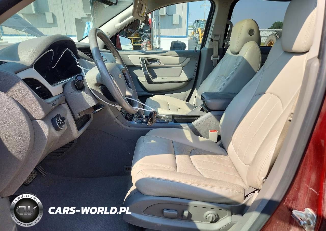 2017 Chevrolet Traverse Premier VIN:1GNKVJKD8HJ186660 - 7