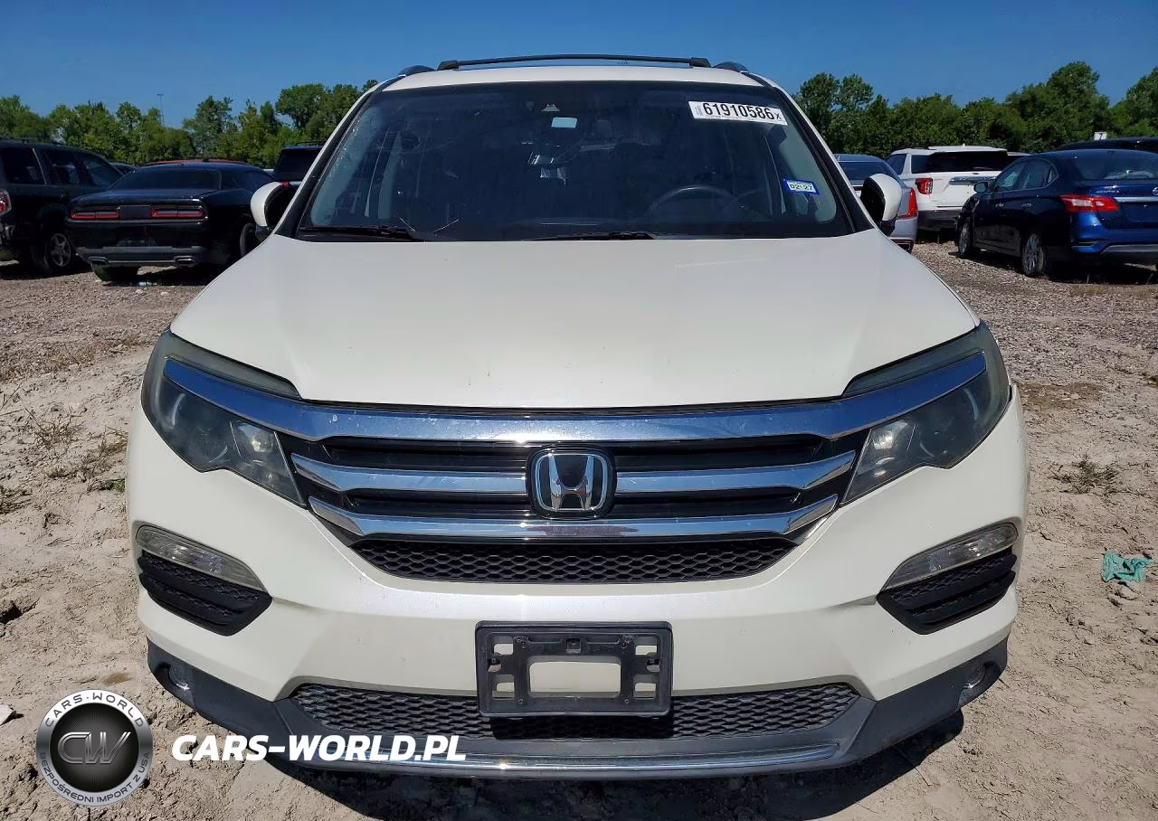 2017 Honda Pilot Elite VIN:5FNYF6H00HB019573 - 5