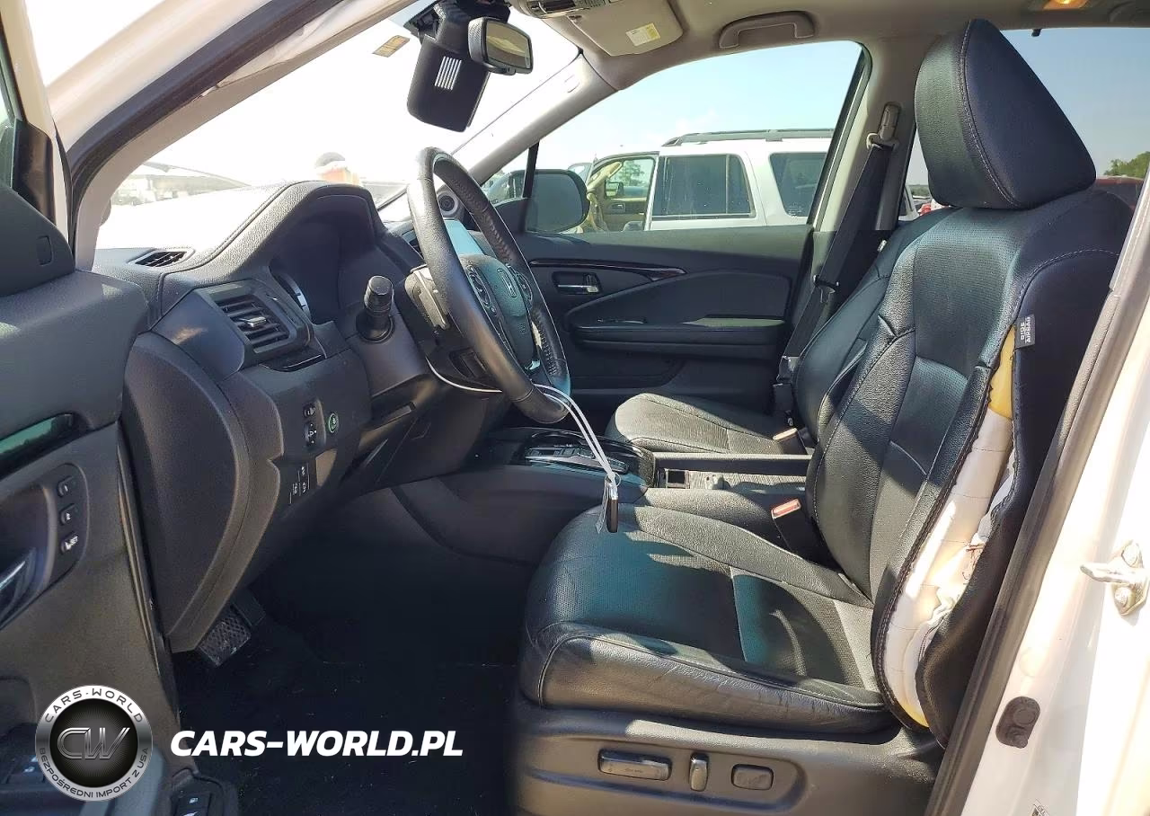 2017 Honda Pilot Elite VIN:5FNYF6H00HB019573 - 7