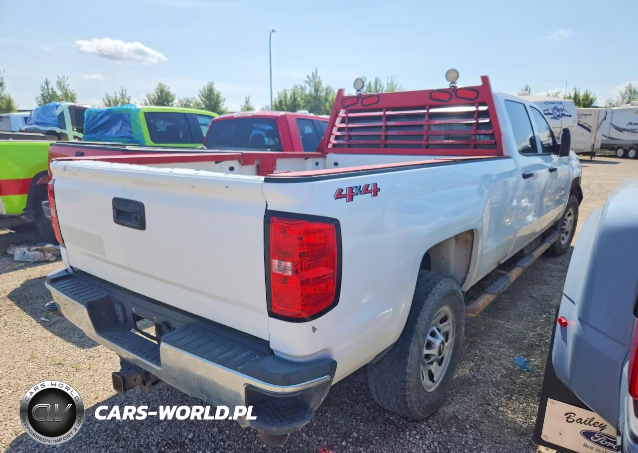 2019 Chevrolet Silverado K3500 VIN:1GC4KVCY9KF163398 - 3