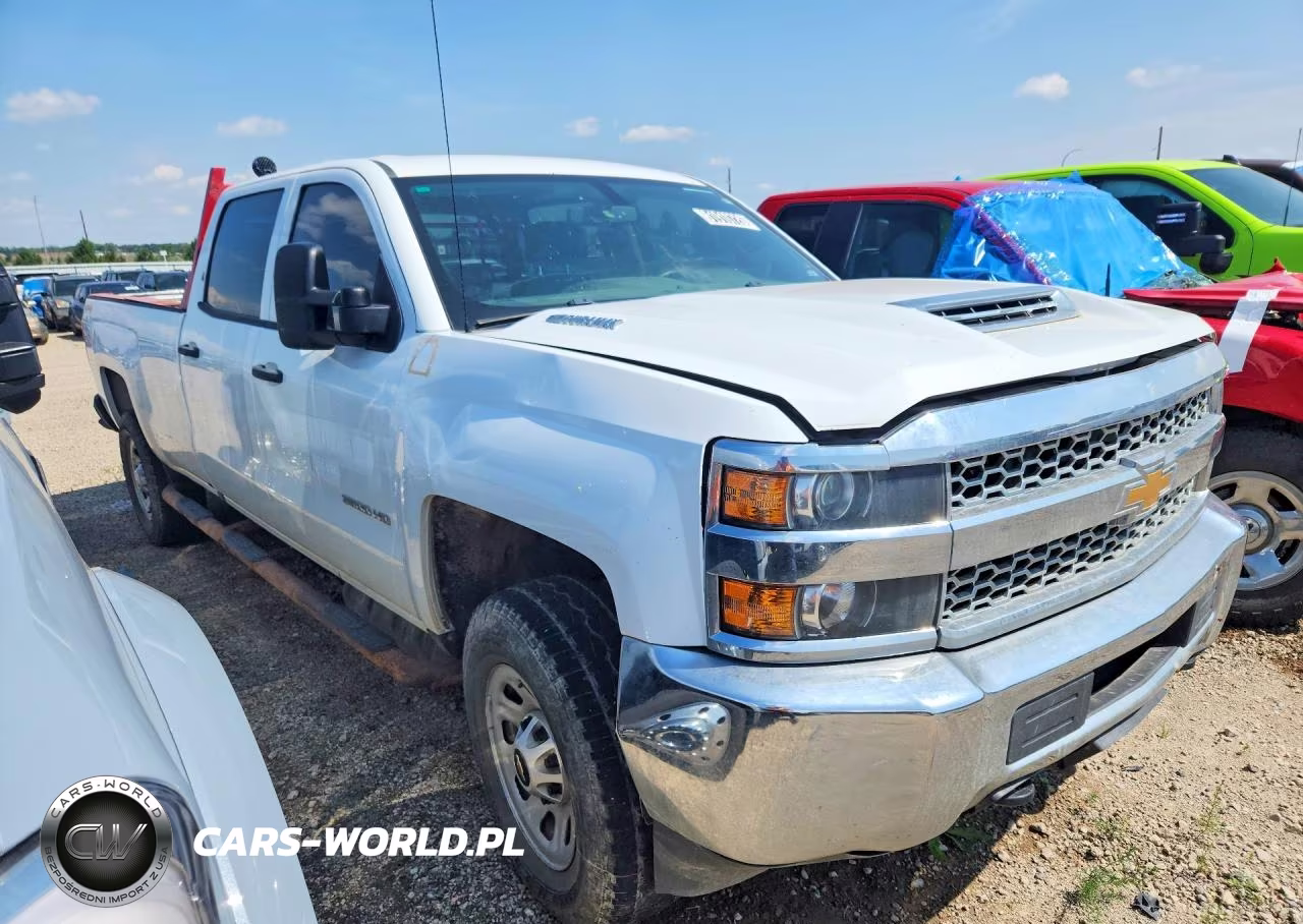 2019 Chevrolet Silverado K3500 VIN:1GC4KVCY9KF163398 - 4