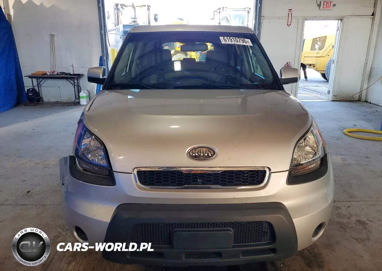 2011 Kia Soul + VIN:KNDJT2A26B7321591 - 5