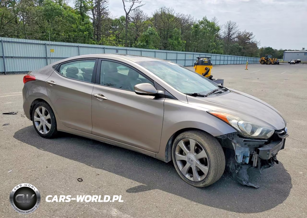 2012 Hyundai Elantra Limited VIN:5NPDH4AE6CH089933 - 4