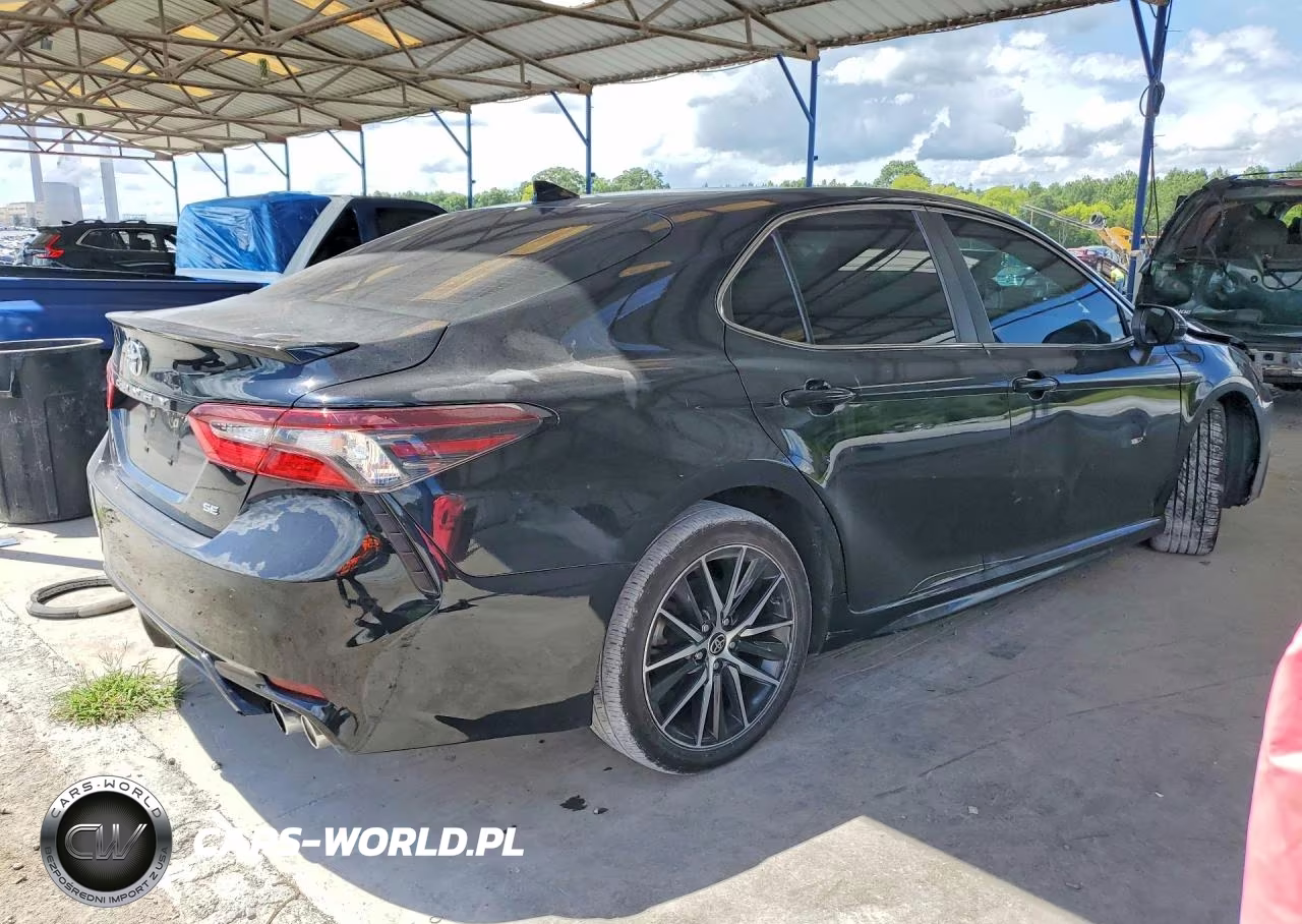 2021 Toyota Camry Se VIN:4T1G11AK9MU608482 - 3