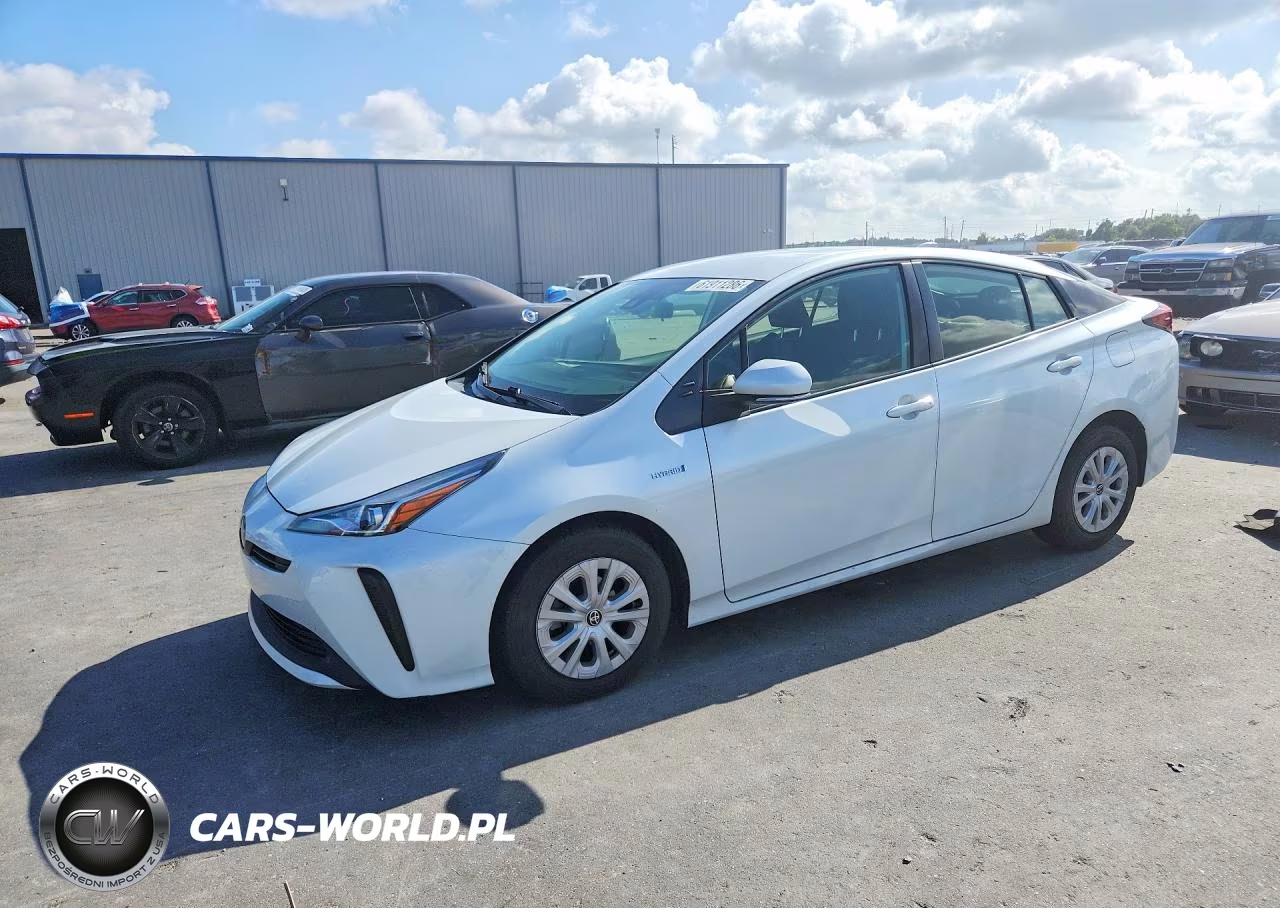 2021 Toyota Prius L Eco