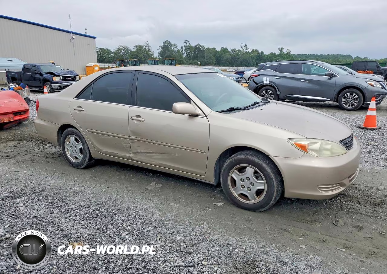 2003 Toyota Camry Le VIN:4T1BE32K63U222237 - 4