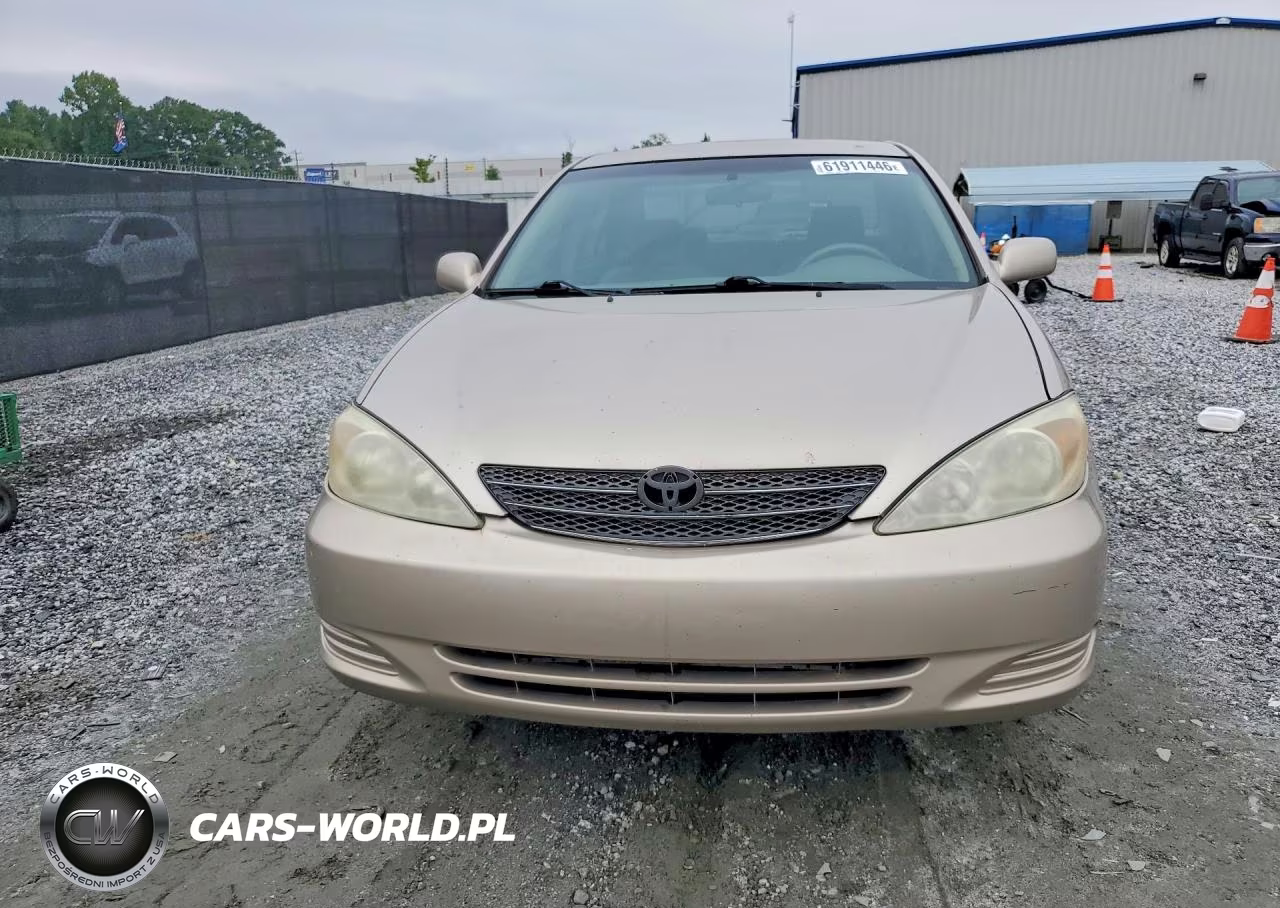 2003 Toyota Camry Le VIN:4T1BE32K63U222237 - 5