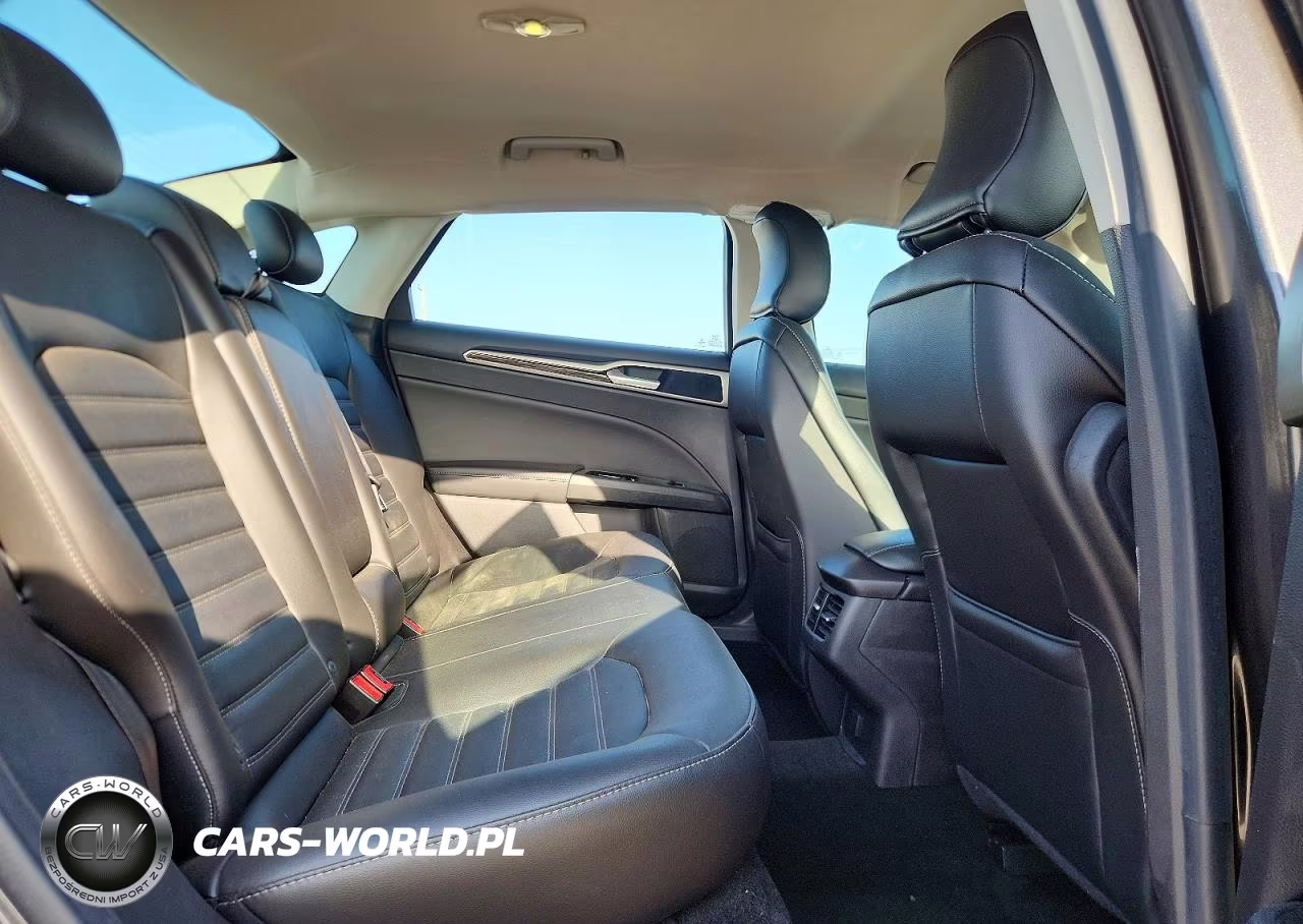 2016 Ford Fusion Se VIN:3FA6P0HD8GR354698 - 10