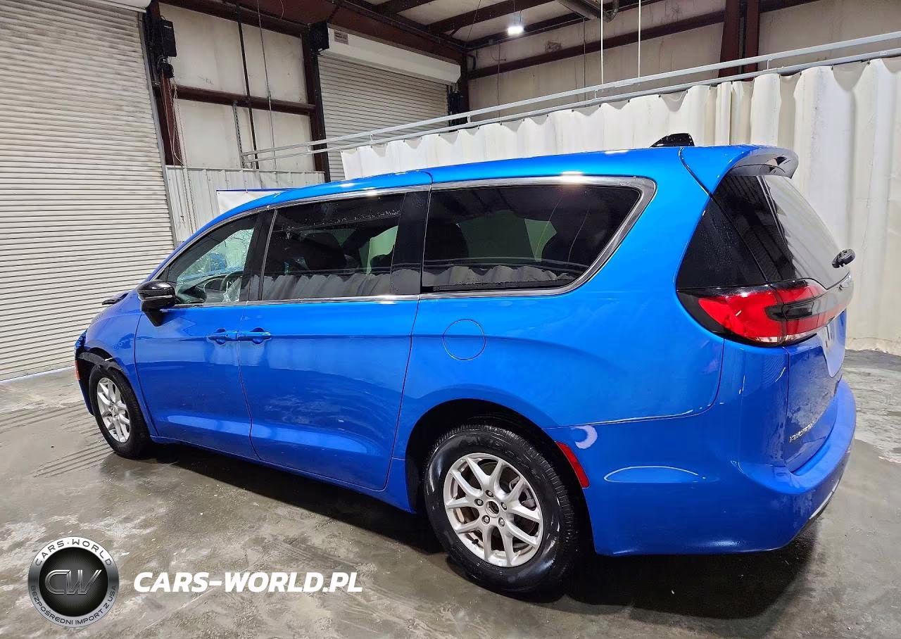 2026 Chrysler Pacifica Select VIN:2C4RC1BG3TR196508 - 2