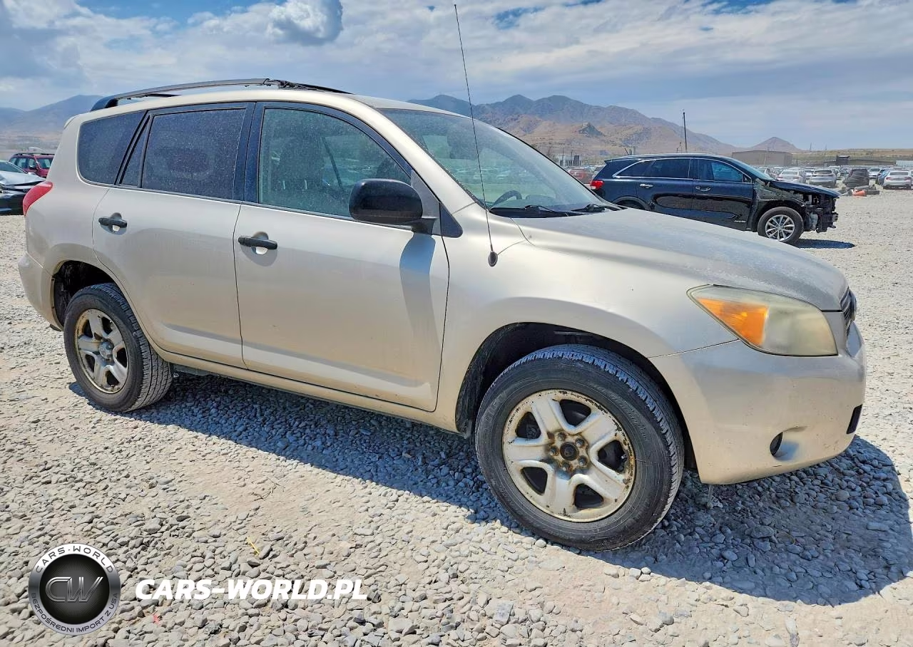 2007 Toyota Rav4 Base VIN:JTMBD33V476038909 - 4