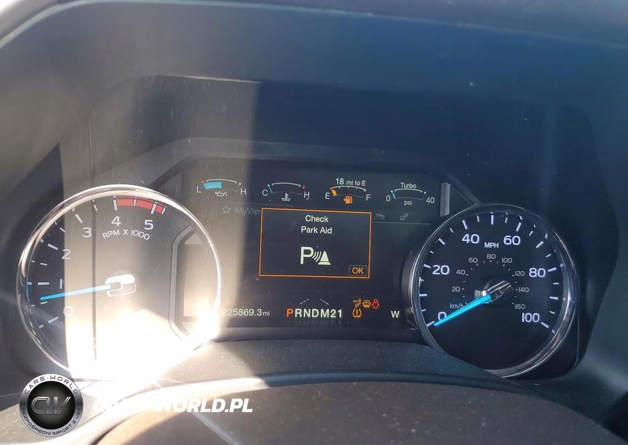 2018 Ford F250 Super Duty VIN:1FT7W2BT0JEC36250 - 9