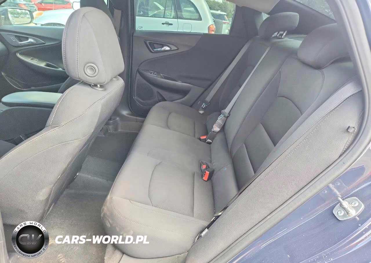 2025 Chevrolet Malibu Rs VIN:1G1ZG5ST6SF135905 - 10