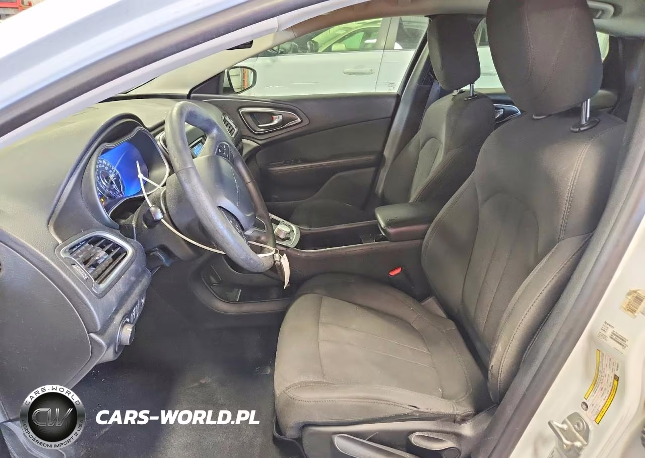 2015 Chrysler 200 Limited VIN:1C3CCCAB3FN748277 - 7