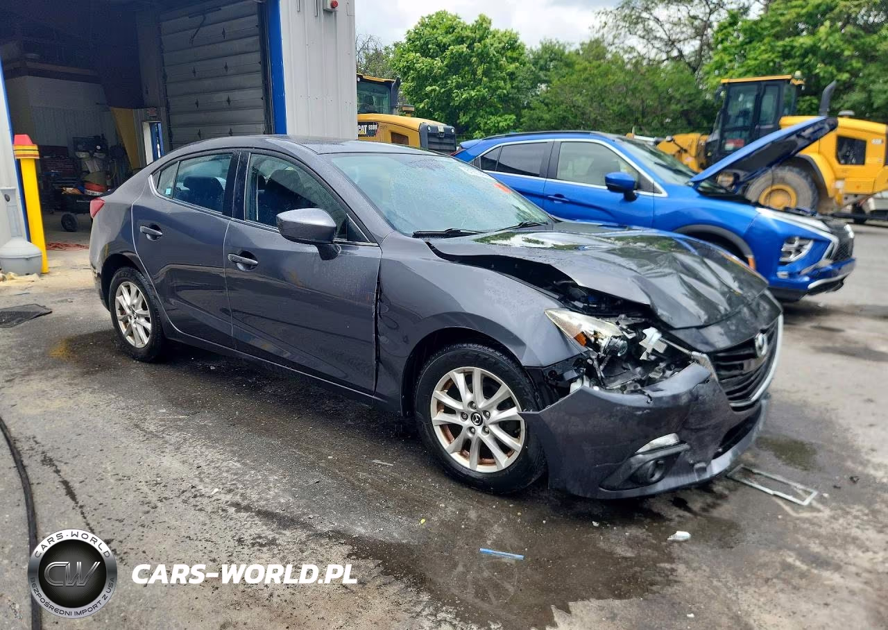 2016 Mazda 3 Touring VIN:JM1BM1W7XG1305016 - 4