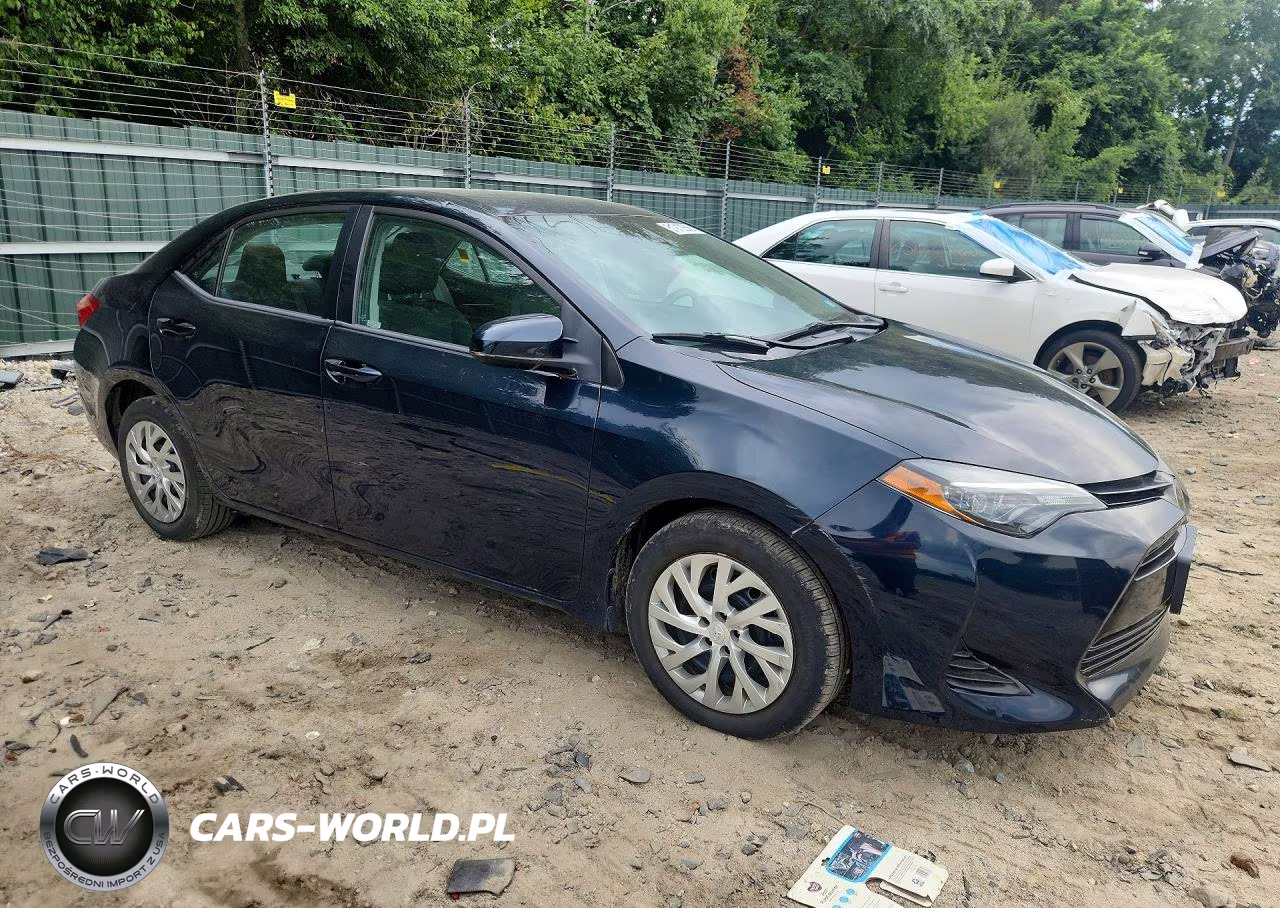 2019 Toyota Corolla Le VIN:2T1BURHE3KC195313 - 4