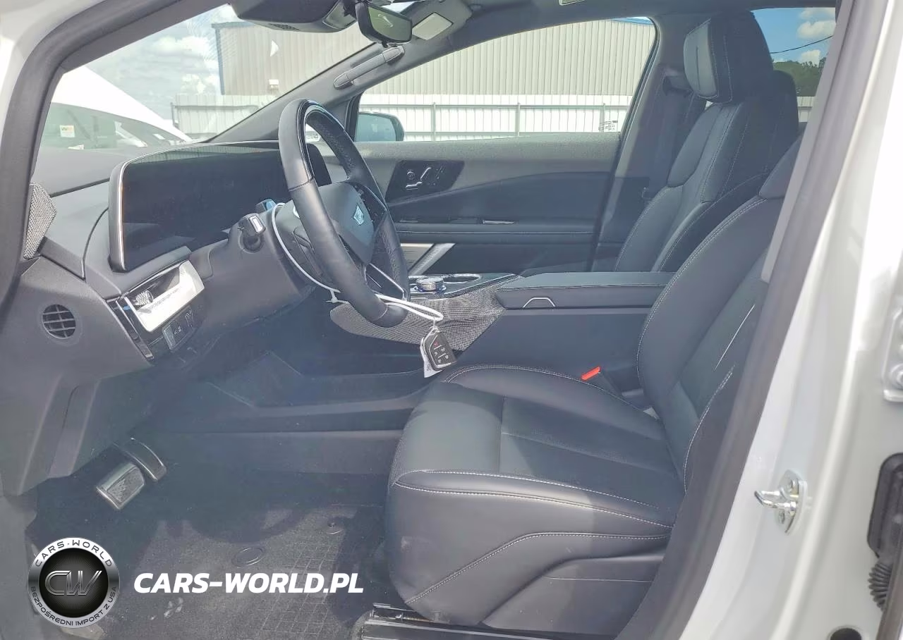 2025 Cadillac Optiq Luxury VIN:3GYK3DMR4SS216794 - 7