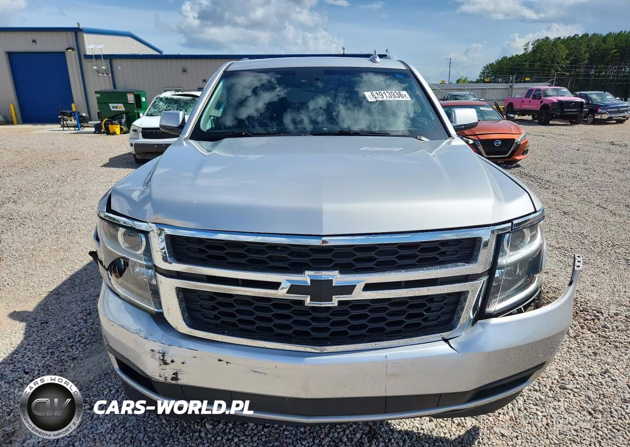 2018 Chevrolet Tahoe C1500 Lt VIN:1GNSCBKC7JR404596 - 5