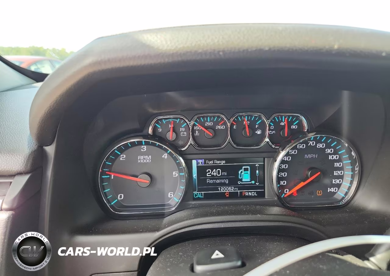 2018 Chevrolet Tahoe C1500 Lt VIN:1GNSCBKC7JR404596 - 9