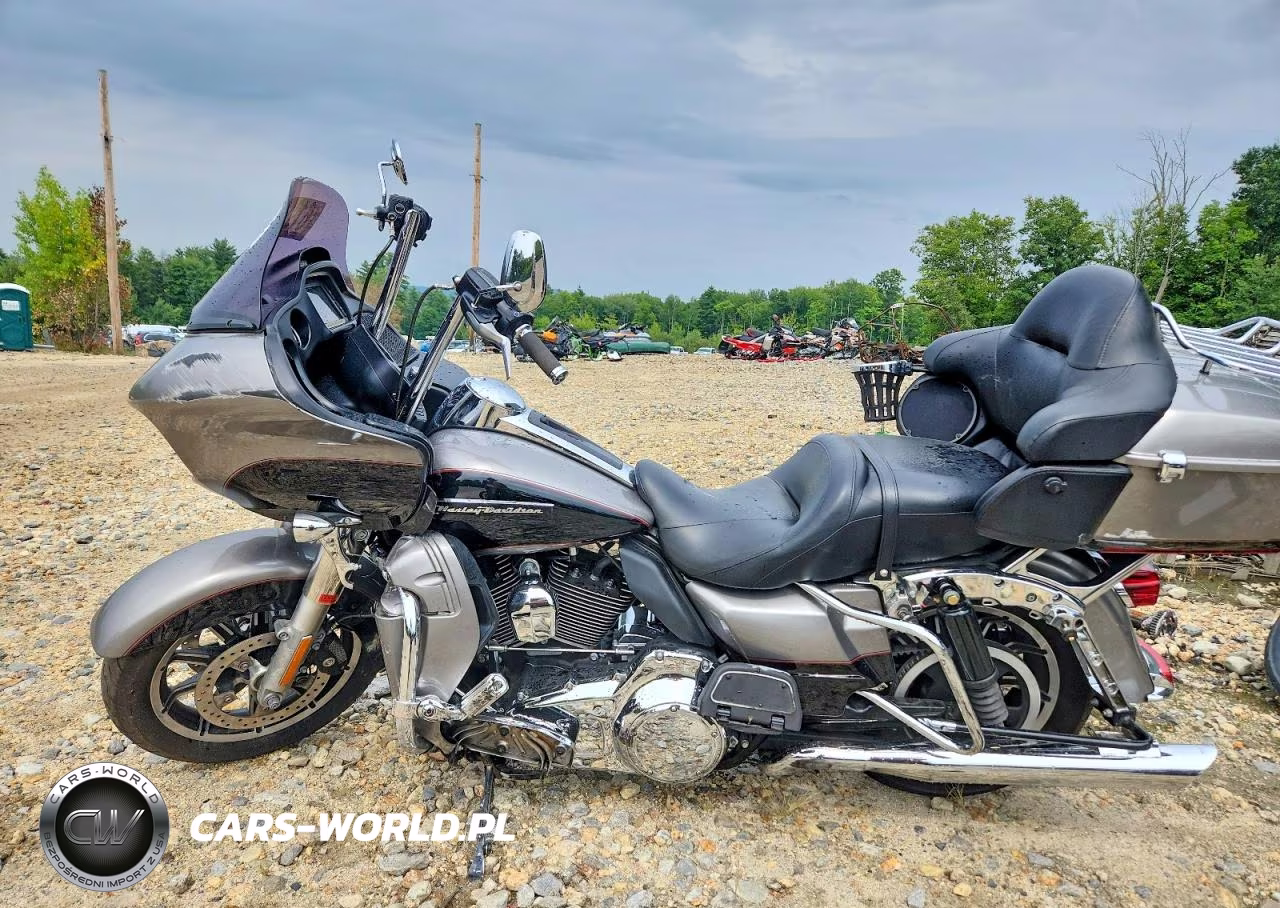 2016 Harley-Davidson Fltru VIN:1HD1KGL12GB608482 - 3