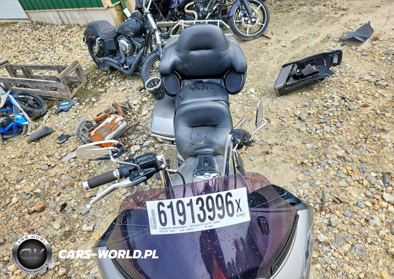 2016 Harley-Davidson Fltru VIN:1HD1KGL12GB608482 - 5