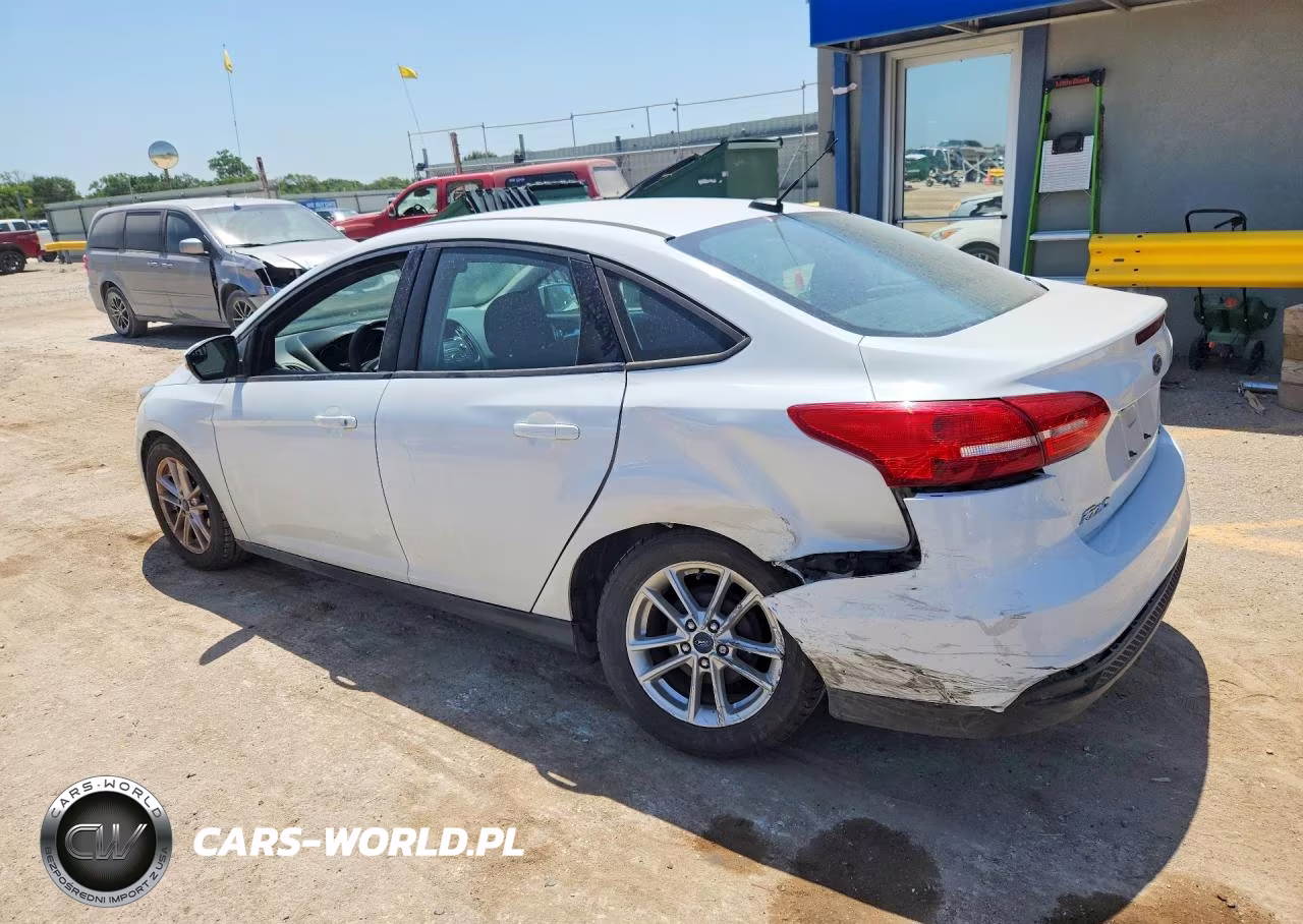 2017 Ford Focus Se VIN:1FADP3F27HL217343 - 2