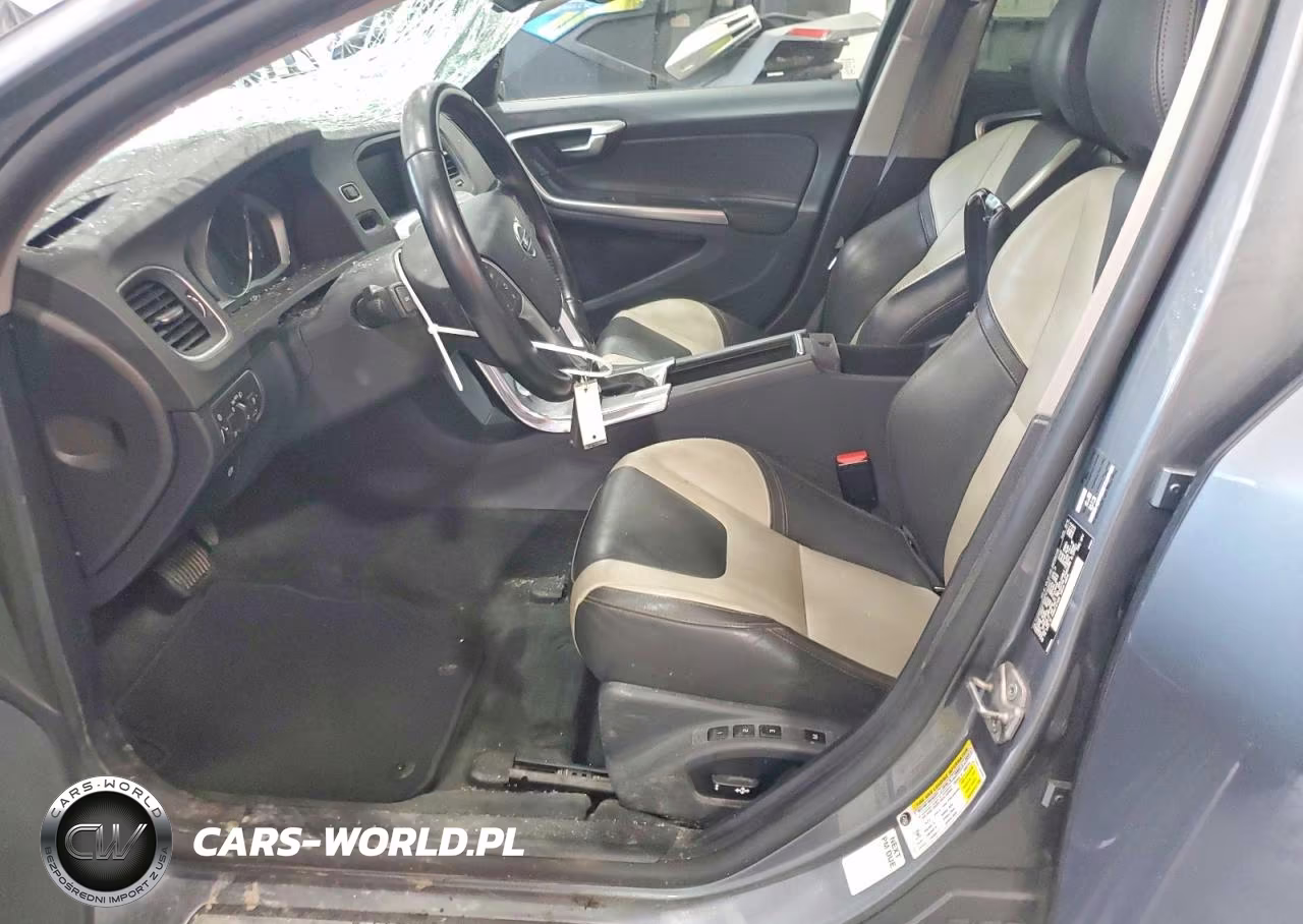 2018 Volvo V60 Cross Country Premier VIN:YV440MWK3J2059712 - 7