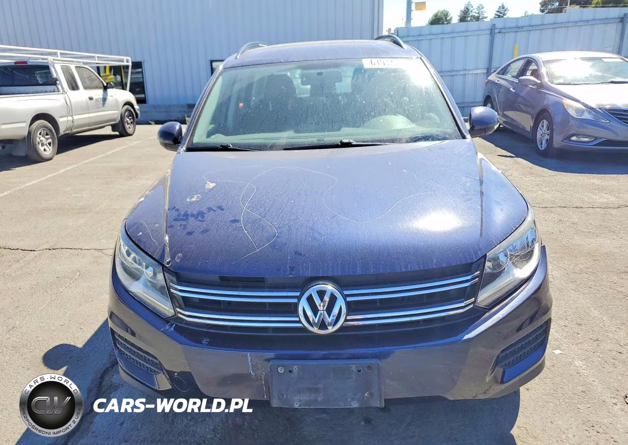 2015 Volkswagen Tiguan S VIN:WVGBV7AX1FW552834 - 5