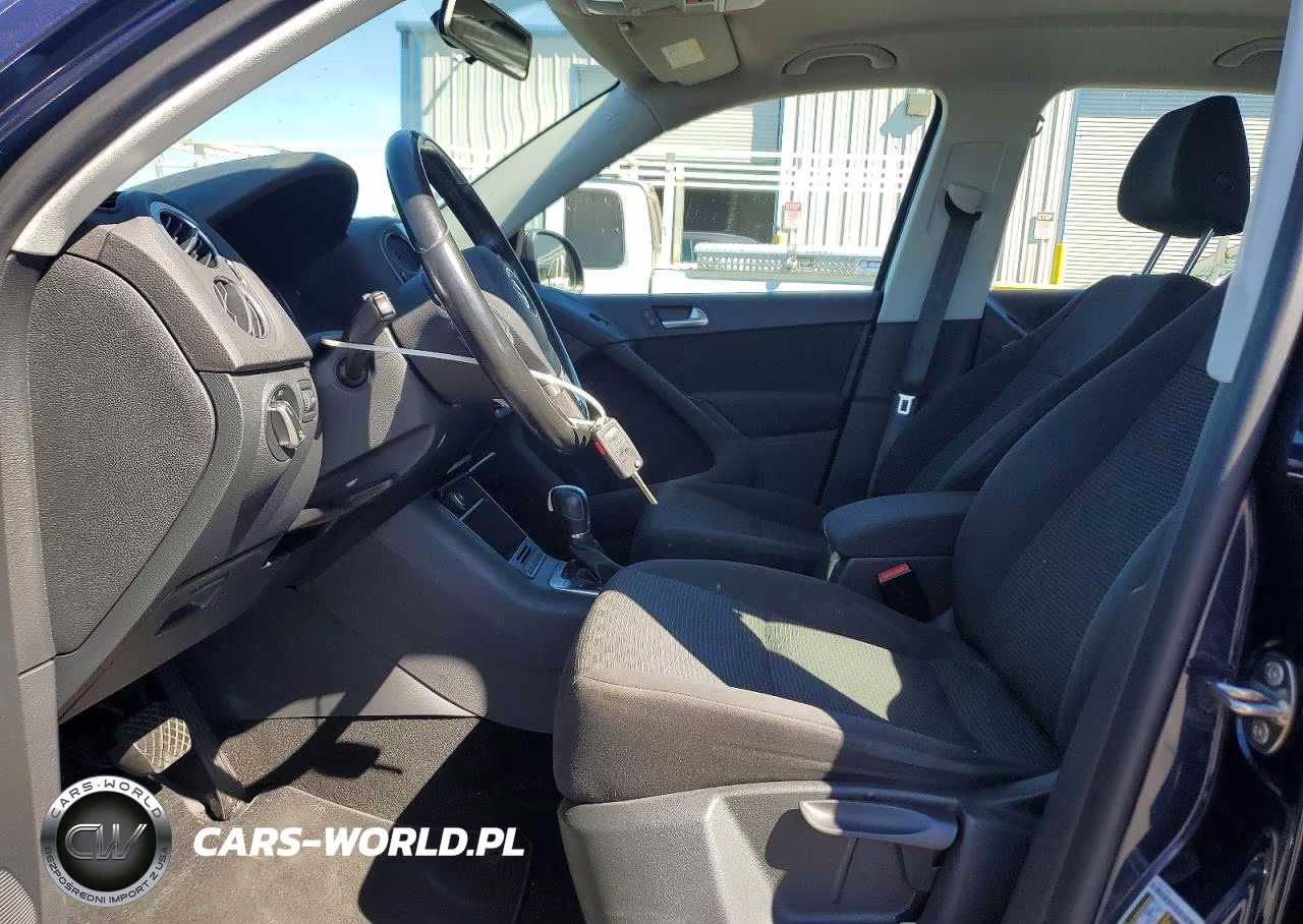 2015 Volkswagen Tiguan S VIN:WVGBV7AX1FW552834 - 7