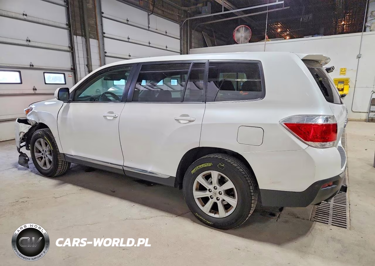 2013 Toyota Highlander Base VIN:5TDBK3EH9DS248737 - 2