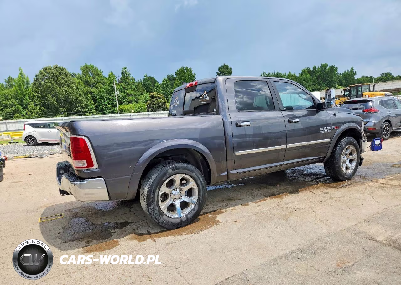 2016 Ram 1500 Laramie VIN:1C6RR7NM7GS187714 - 3