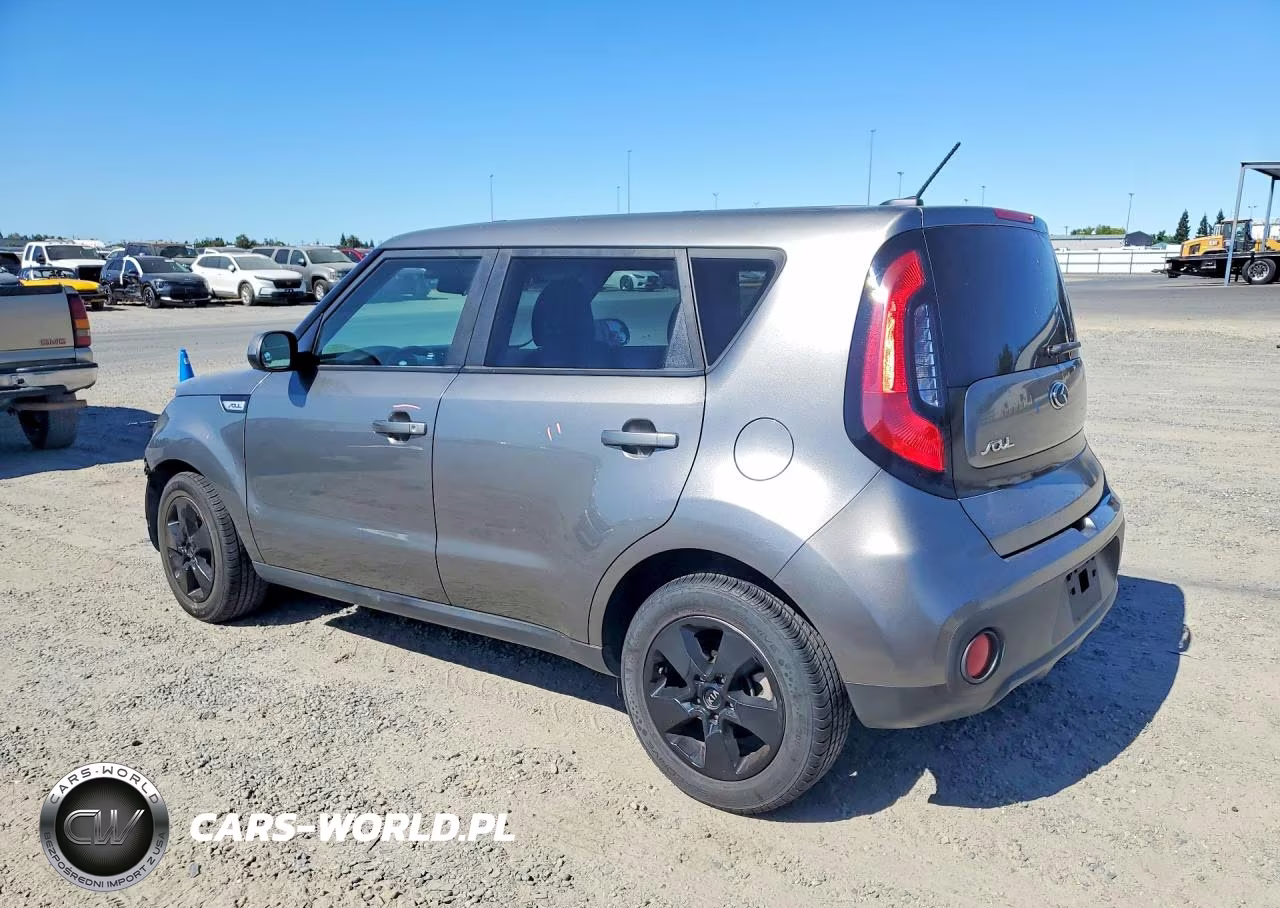 2018 Kia Soul Base VIN:KNDJN2A25J7541877 - 2