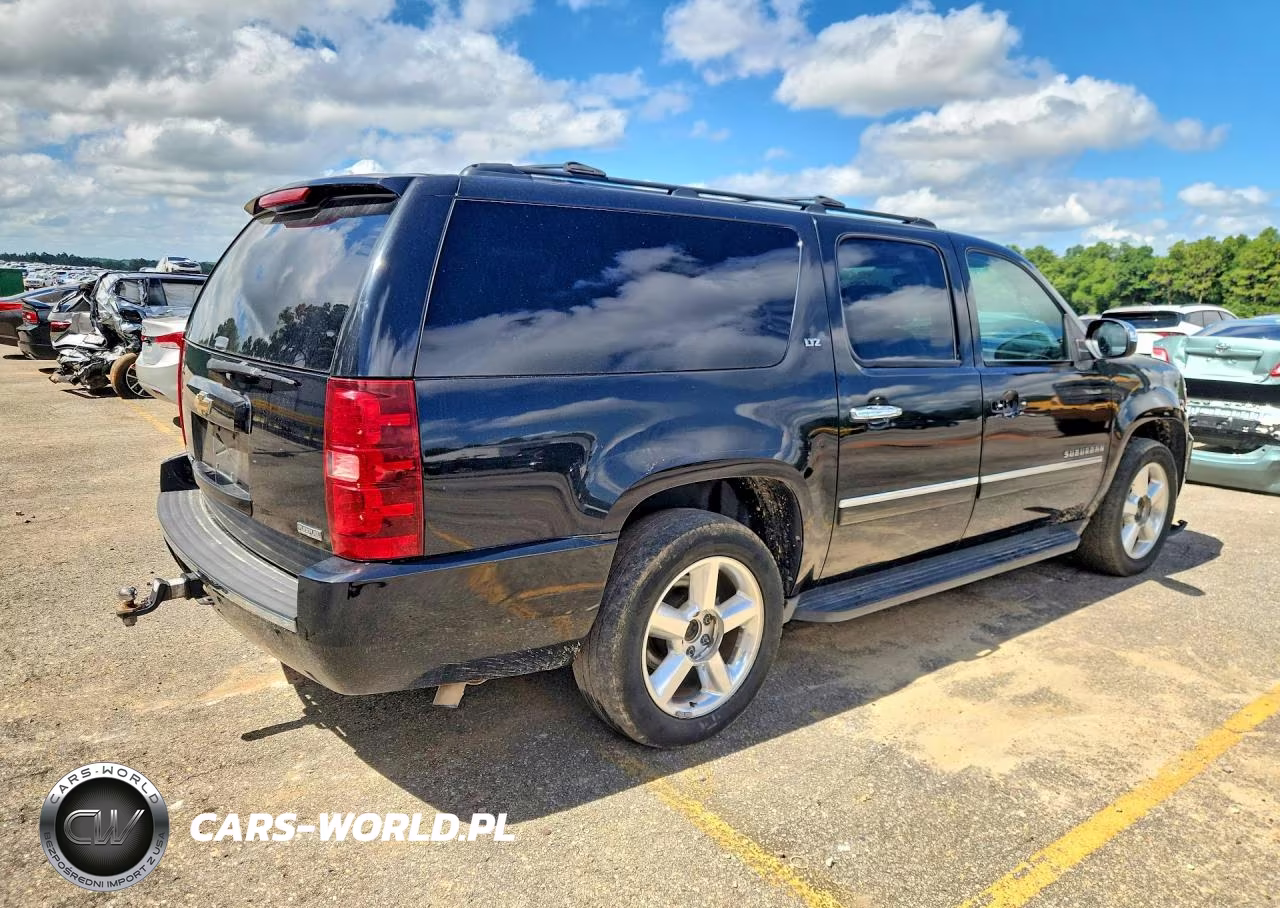 2010 Chevrolet Suburban C1500 Ltz VIN:1GNUCKE02AR173357 - 3