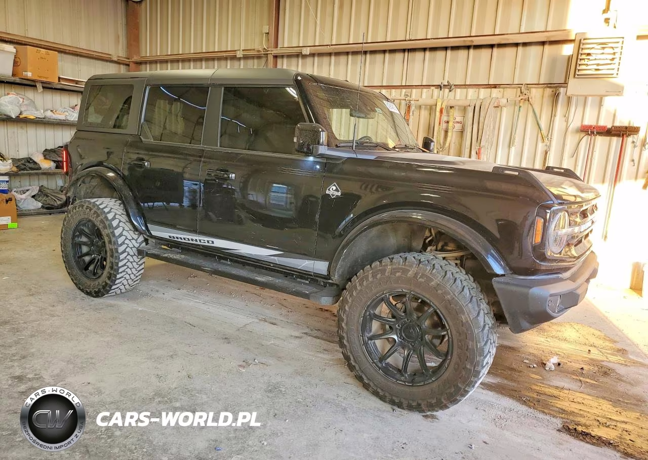 2022 Ford Bronco Base VIN:1FMEE5DP1NLB74771 - 4