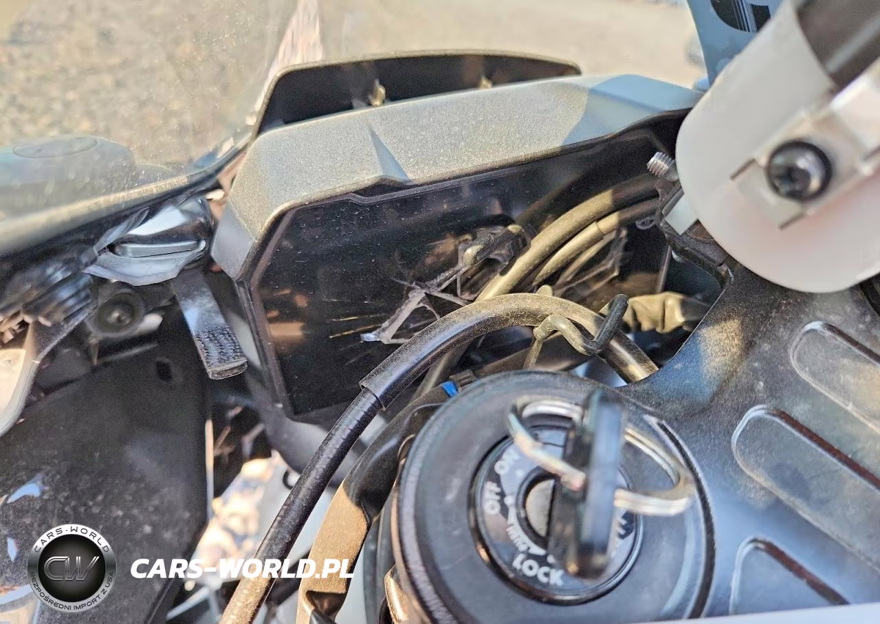 2024 Yamaha Yzfr7 VIN:JYARM38E5RA009759 - 7