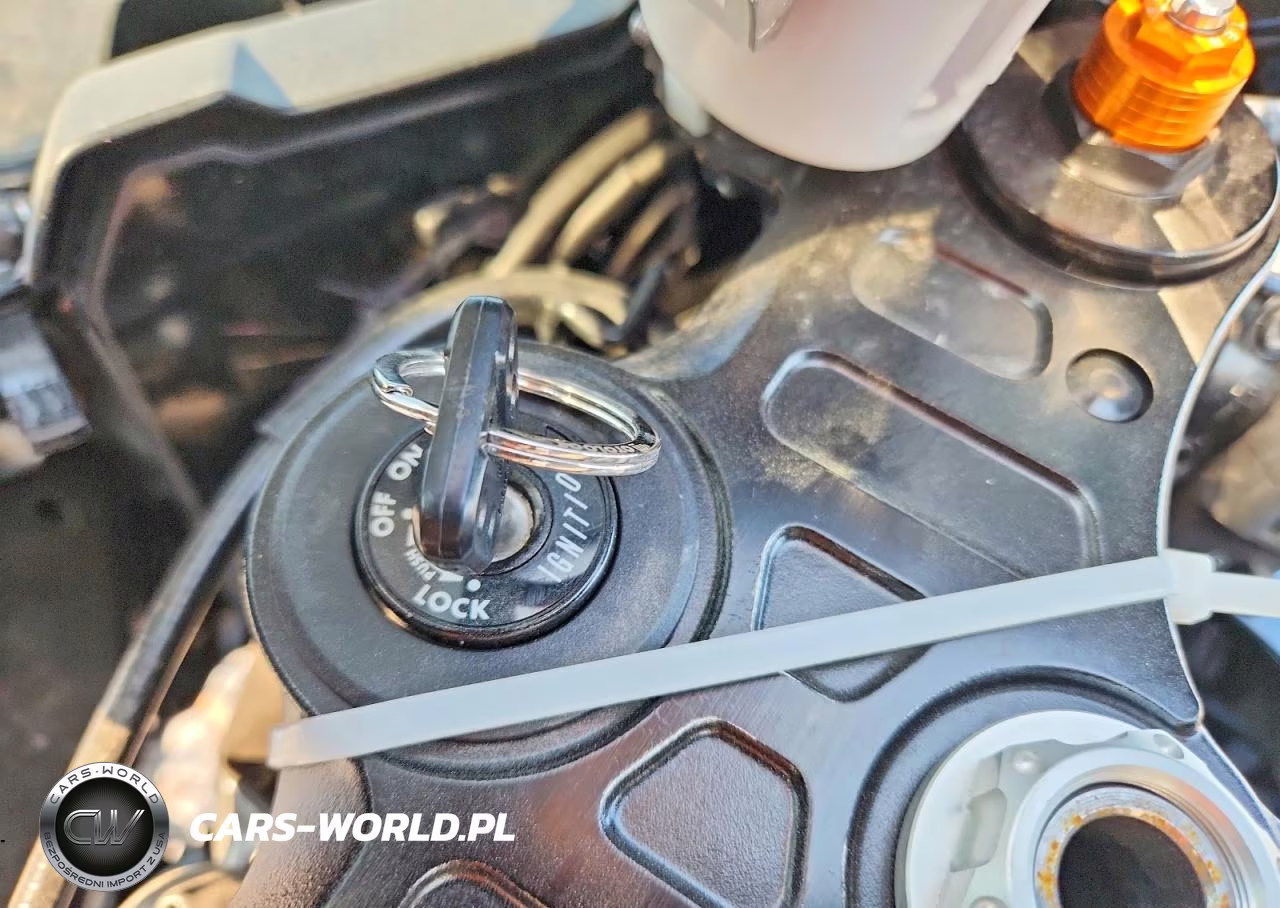2024 Yamaha Yzfr7 VIN:JYARM38E5RA009759 - 8